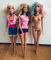 Drei Barbies