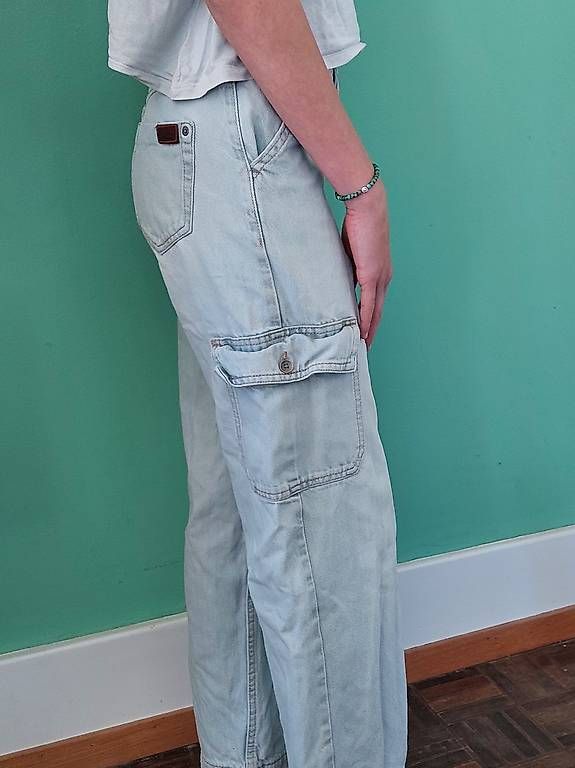 Hosen: Hellblaue Jeans – Gebraucht aus Rapperswil BE von AndreaReist 1