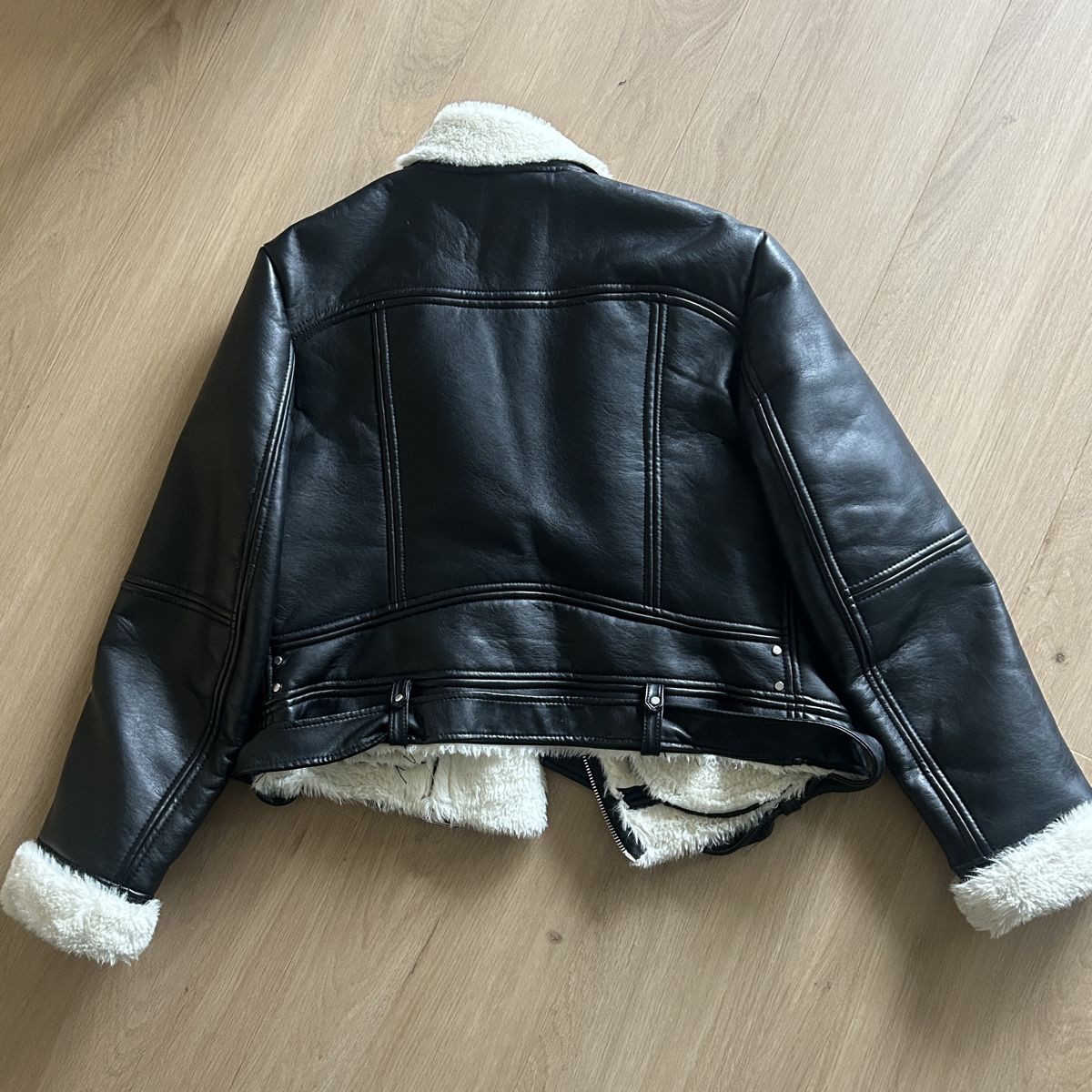 Giacche: Kunstlederjacke mit Fell – Nuovo (secondo la descrizione) da Winterthur venduto da Werischjenny 3