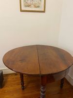 Table ronde en merisier  Ø 110 cm