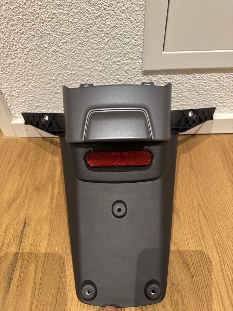 Vespa Tutti pezzi di ricambio per scooter: Vespa Gts Nummernschildhalter – Nuovo (secondo la descrizione) da Tägerwilen venduto da dri_s69q