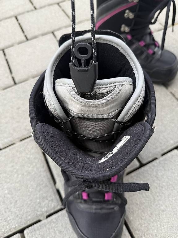 Scarpe da donna: Snowboard Schuhe 39,5 – Usato da Laufen venduto da car_2fnm 1
