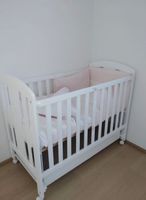 Babybett mit Schublade, Matratzen(Schoner), Bettwäsche
