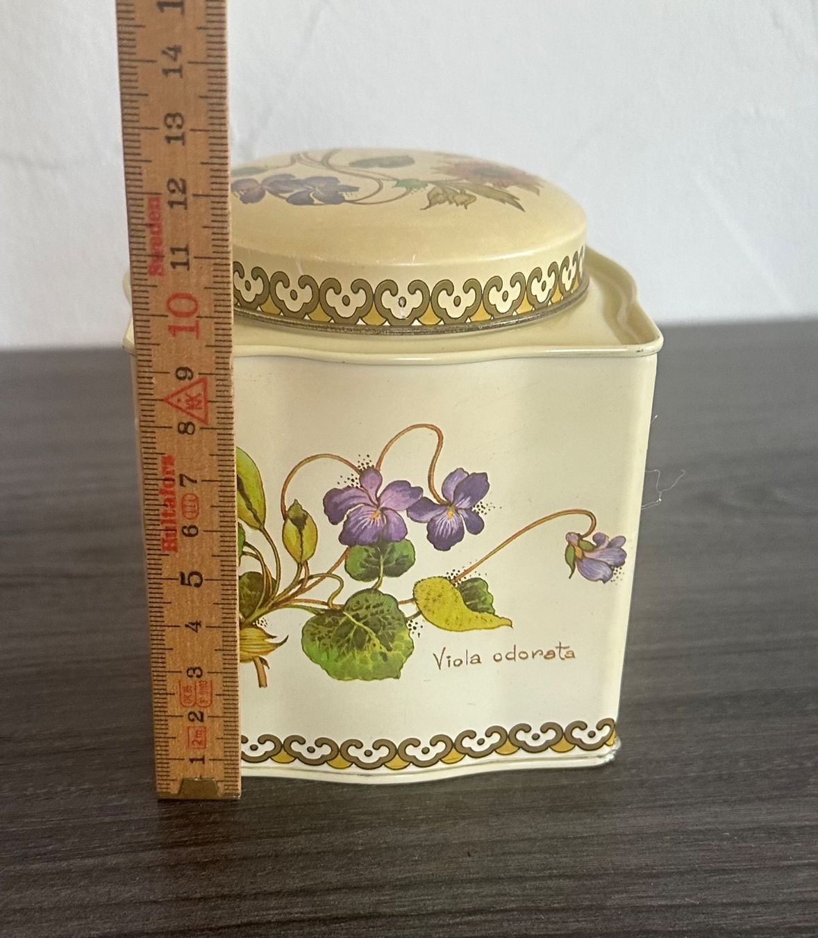 Contenitori & Simili: Vintage botanical Blechdose von Baret Ware England – Usato da Zürich venduto da brazerola 3