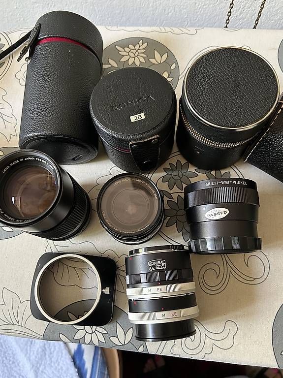 Fotocamera: Fotoausrüstung mit div. Objektiven  – Usato da Basel venduto da rit_l8k7 2