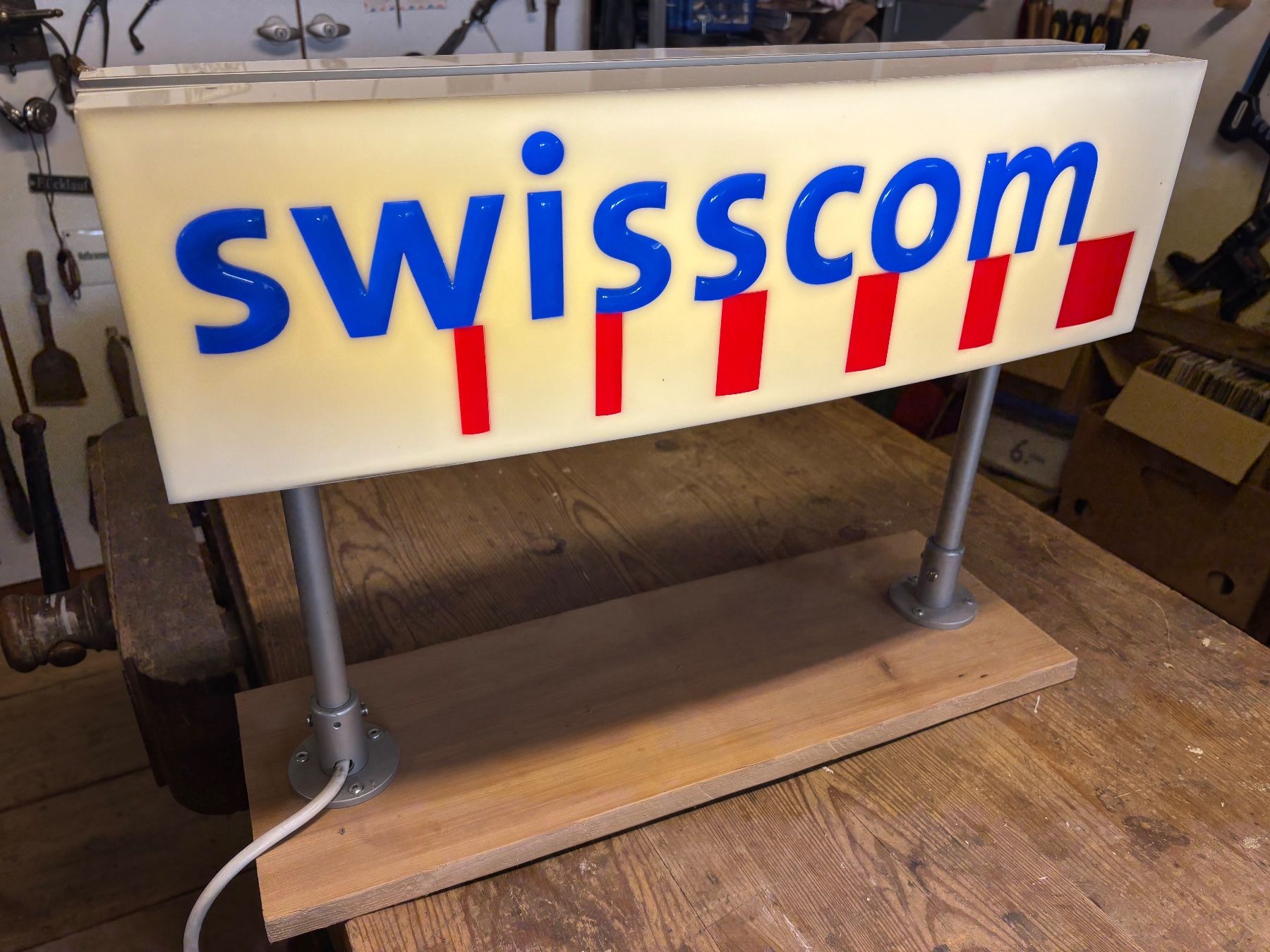 Lampade: Swisscom Leuchtreklame – Usato da Büren SO venduto da level1414
