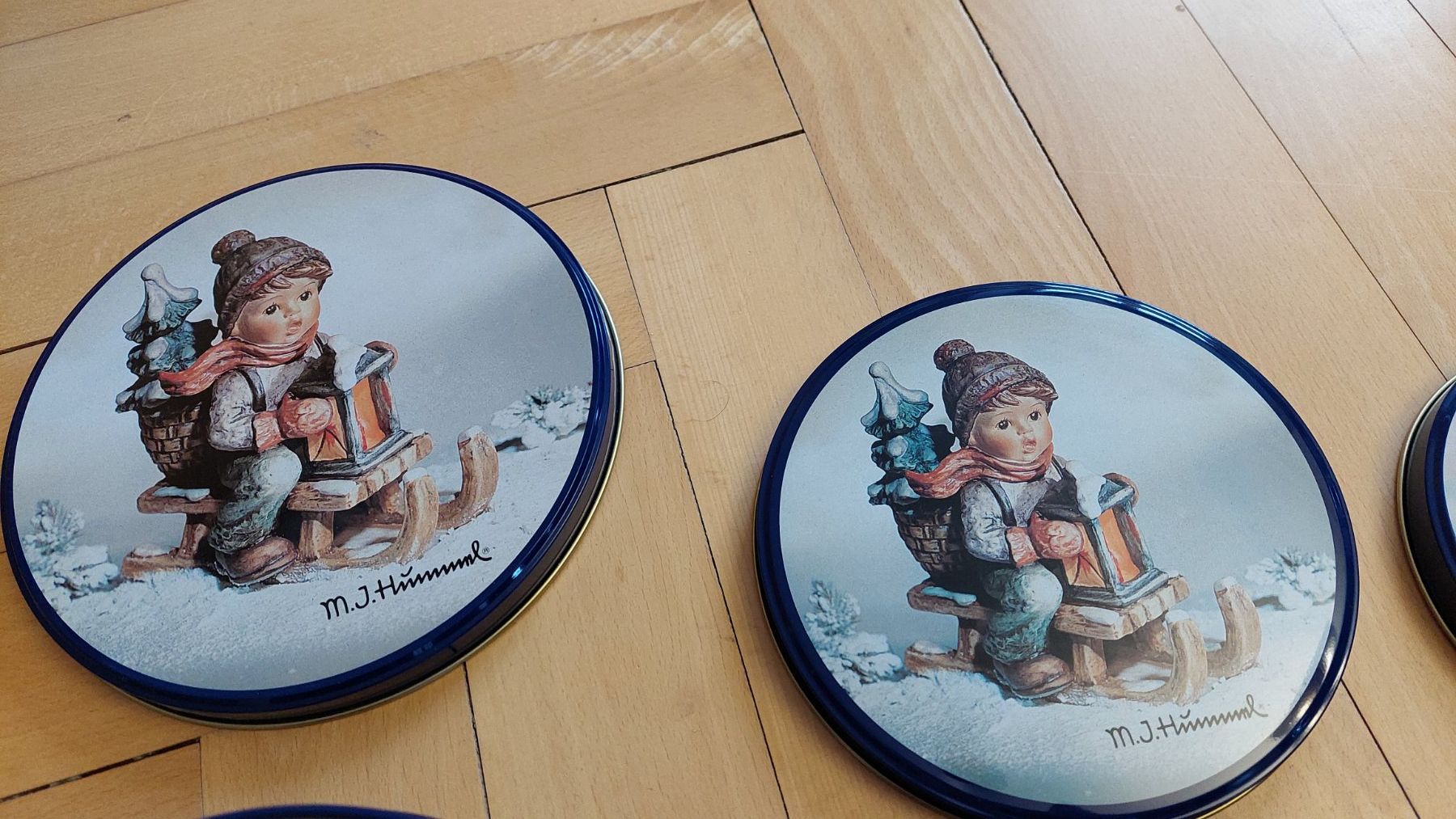 Behälter & Ähnliches: 3 dekorative M.I. Hummel Metalldosen – Gebraucht aus Russikon von um1224 1