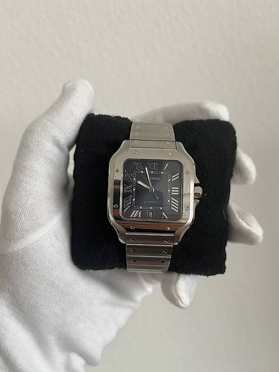 Cartier Uhren: * Cartier Santos Blue Dial | Full Set | Under Retail – Gebraucht aus Hombrechtikon von Alphex_Time