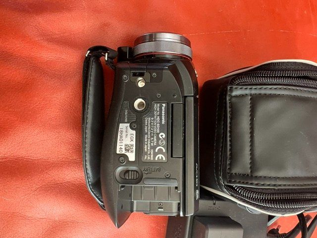 Panasonic Videocamere: Panasonic SD Kamera HDC-SD 100 Full HD – Usato da St.Gallen venduto da yutha5 5