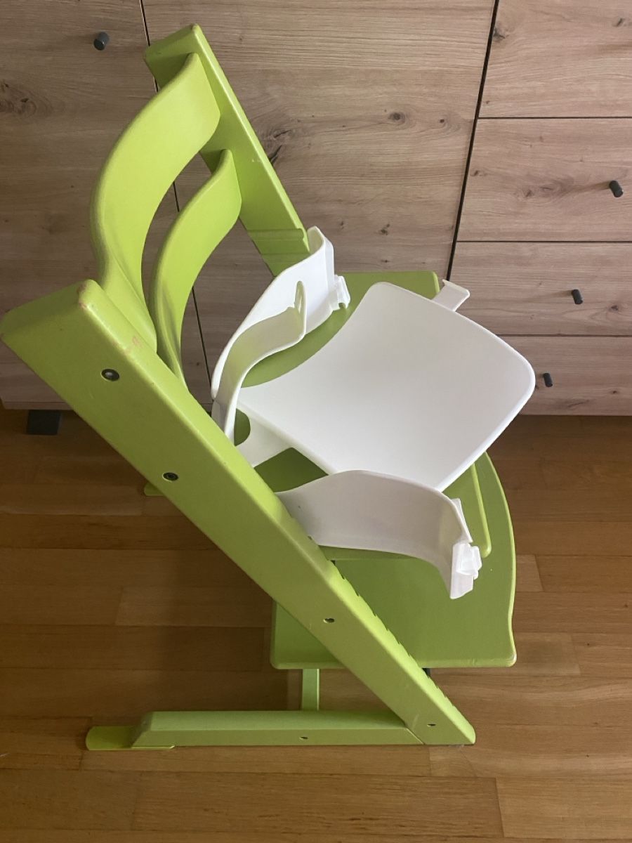 Stokke Hochstühle: Kinderhochstuhl Stokke Tripp Trapp mit Babysitz – Gebraucht aus Münchenstein von sommerverkauf12