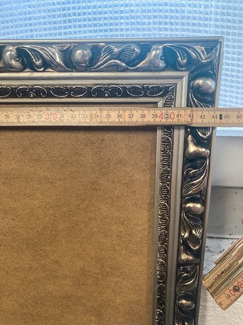 Cadres de tableaux: Dekorativer Bilderrahmen Silberoptik, 50 × 150 cm – D'occasion à Mägenwil par Mitral32 3
