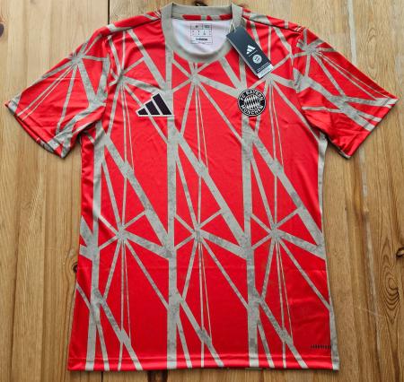 FC Bayern München Einlaufshirt NEU adidas Gr. M FCB Trikot
