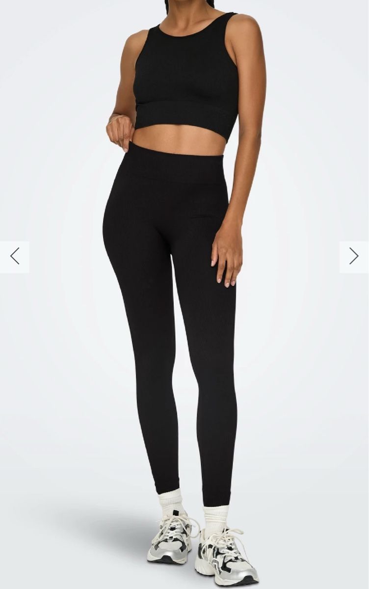 Only Leggings: Seamless Gym / Yoga Set – Nuovo e nell'imballaggio originale da Uitikon Waldegg venduto da MGC 2