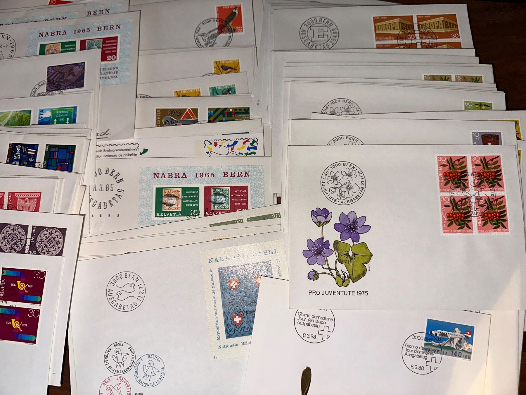 Tutti i francobolli: FDC Ersttagsumschläge ca. 125 Stk. – Usato da Stettfurt venduto da 2442 3