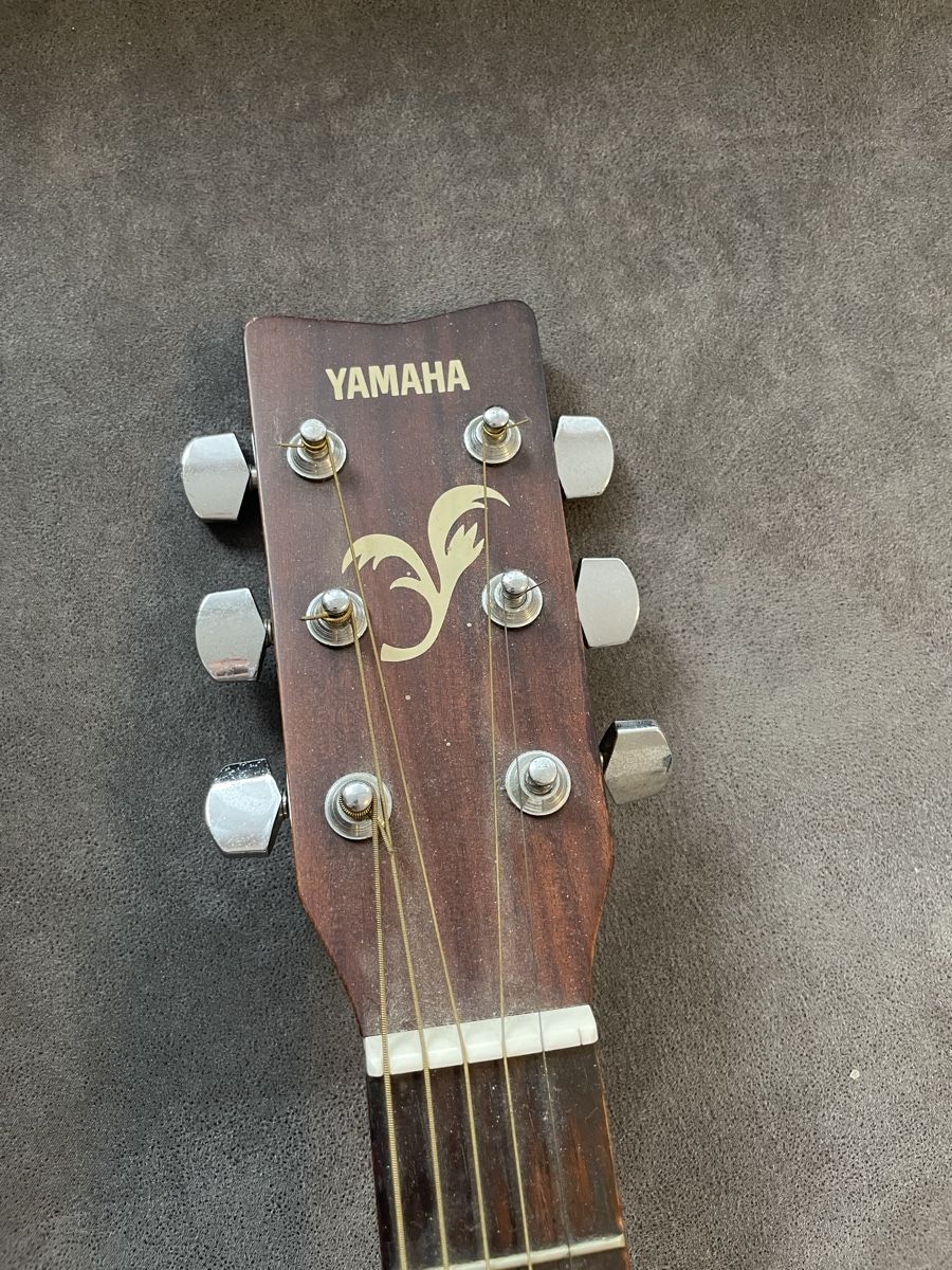 Strumenti musicali: Yamaha Akustikgitarre , gebraucht – Usato da Rafz venduto da Alive73 1