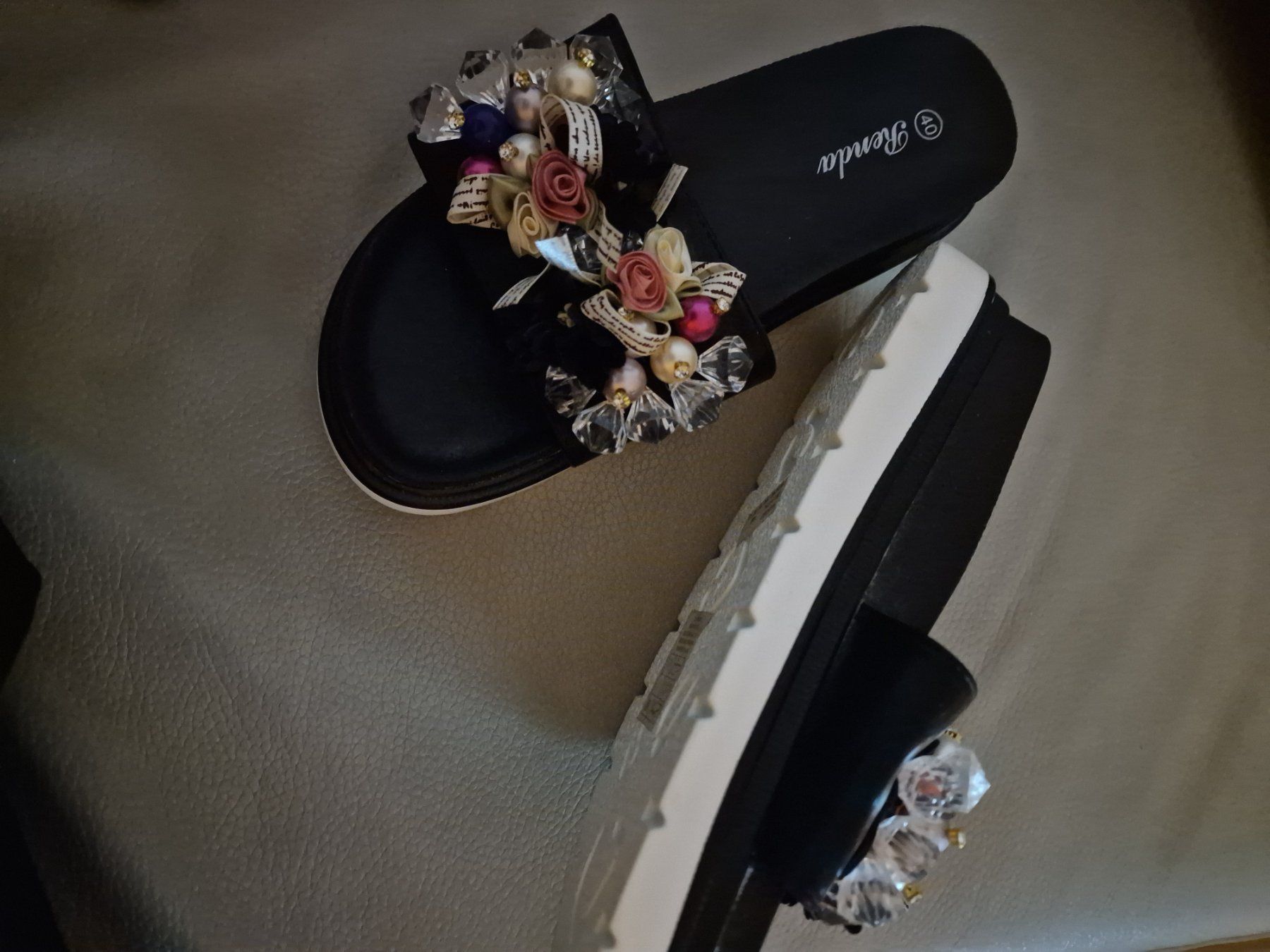 Damenschuhe: Schlüpfschuh wunderschön 40 – Neu (gemäss Beschreibung) aus Ottenbach von Claurin 1