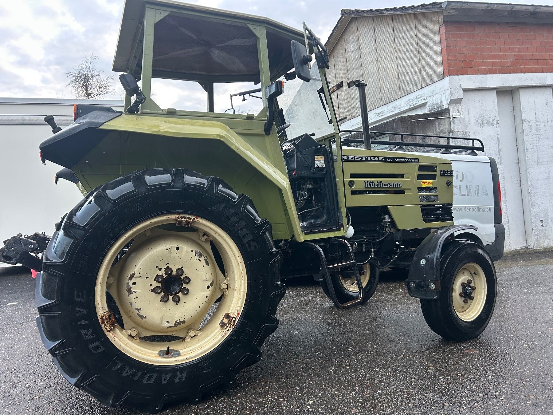 Hürlimann Trattori: Traktor  Hüerlimann  358  H – Usato da Frick venduto da hipi33 4