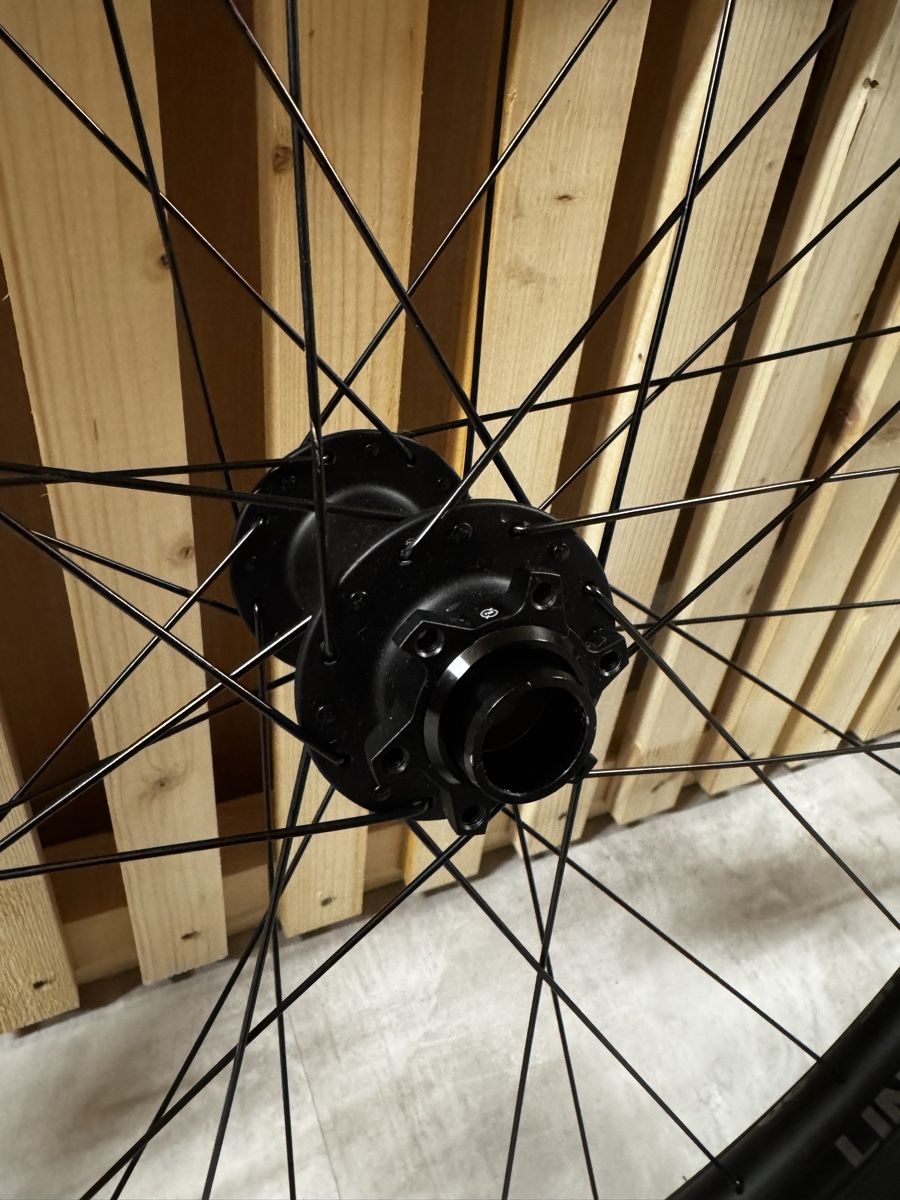 Pezzi di ricambio: Bontrager Downhill Vorderrad – Nuovo (secondo la descrizione) da Ibach venduto da Robster200 2