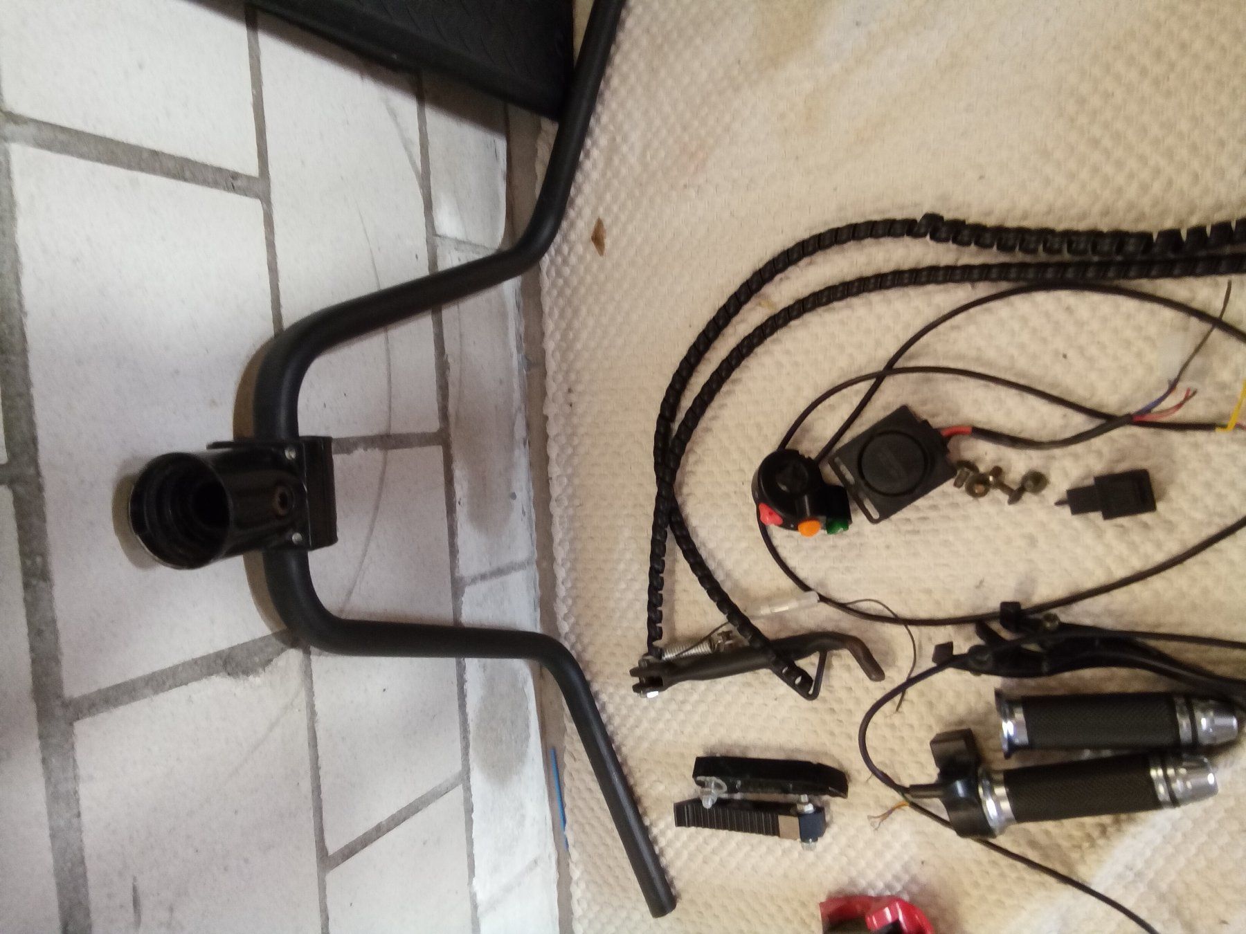 Accessori per altri veicoli: Cit  coco 2  diverses Preis je nach  Teil wo gebraucht wird – Nuovo (secondo la descrizione) da Klingnau venduto da Wild71