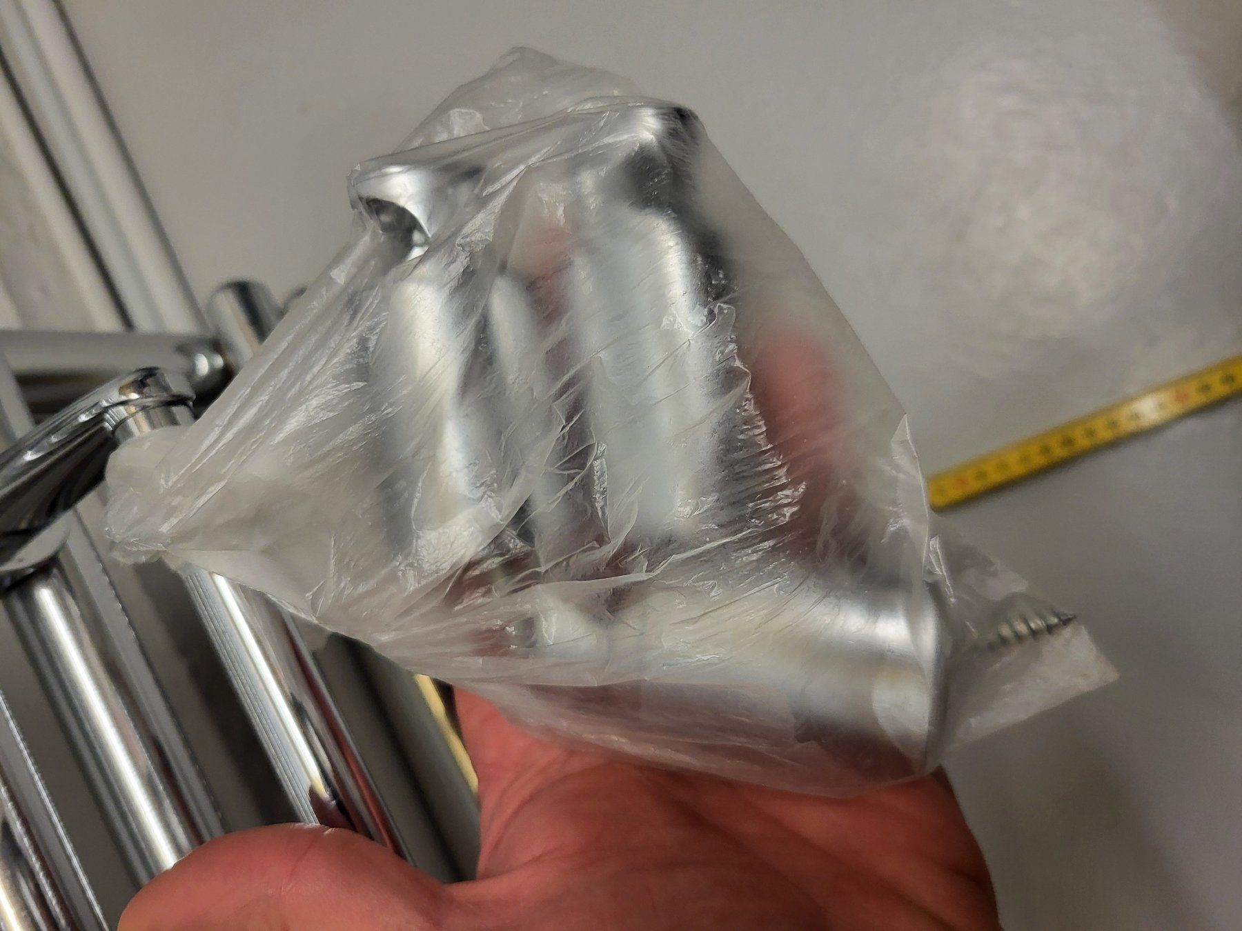 Radiatori: Bremo Handtuchradiator Typ LIMA 1251 verchromt – Usato da Niederuzwil venduto da langi501 3