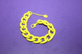 Armband in gelb