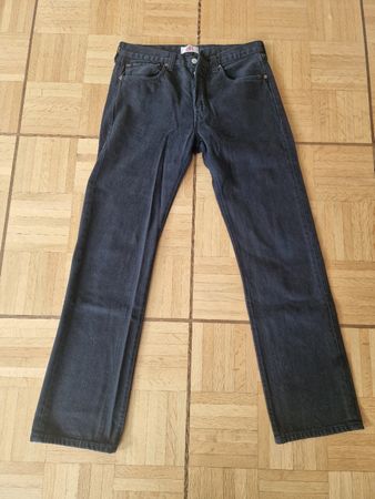 Levi's 501 32 x 32 Schwarz