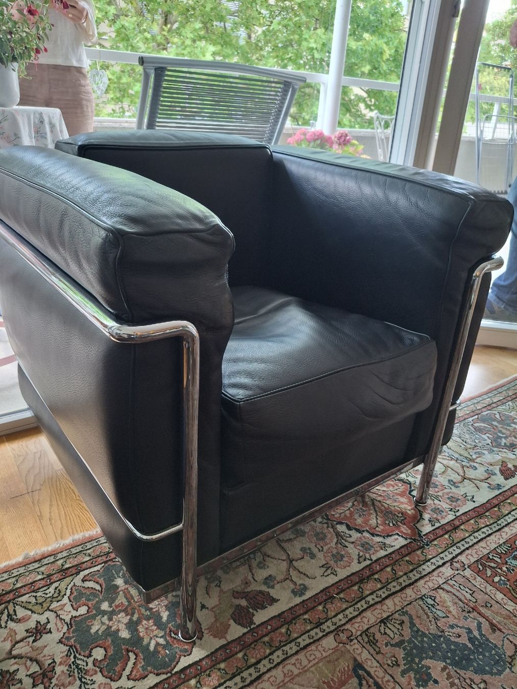Le Corbusier Fauteuils: Le Corbusier Sessel Leder – D'occasion à Bäriswil BE par vonys