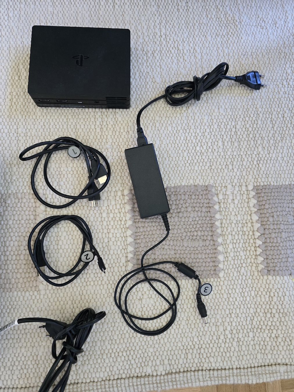 Sony Konsolen: PS4 (CUH-7216B) – Gebraucht aus Pfaffhausen von paulstanley 6