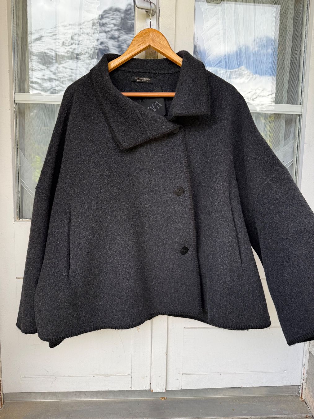 Cappotti: Zara Oversize Wollmantel Schwarz Gr. M – Nuovo (secondo la descrizione) da Grindelwald venduto da ita_8ffr 1