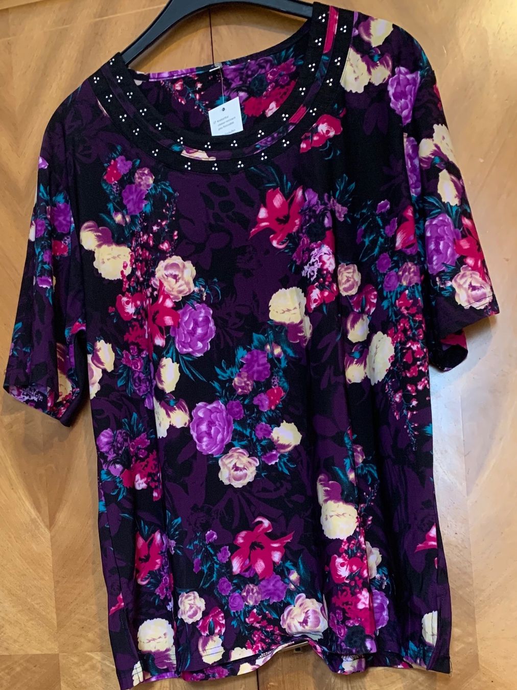 T-Shirts: Damen - T - Shirt Grösse. 49/50 – Neu und originalverpackt aus Horgen von Horga