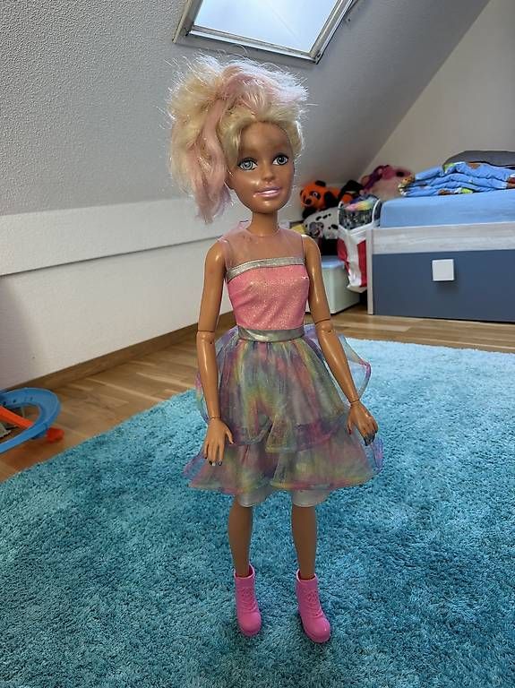 Poupées: Grosse Barbie Puppe  – D'occasion à Niederhasli par laj_87ds