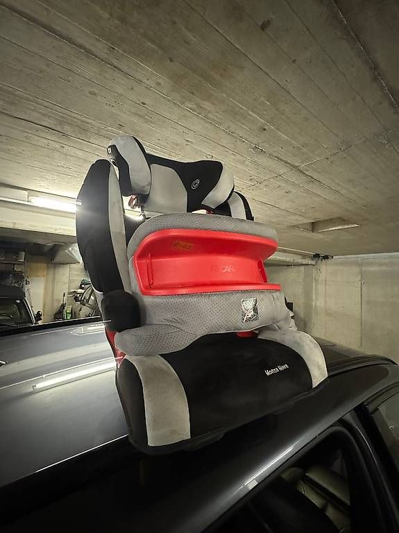 Sièges auto: Siège enfant RECARO Monza Nova IS – D'occasion à Prilly par Bunnymen