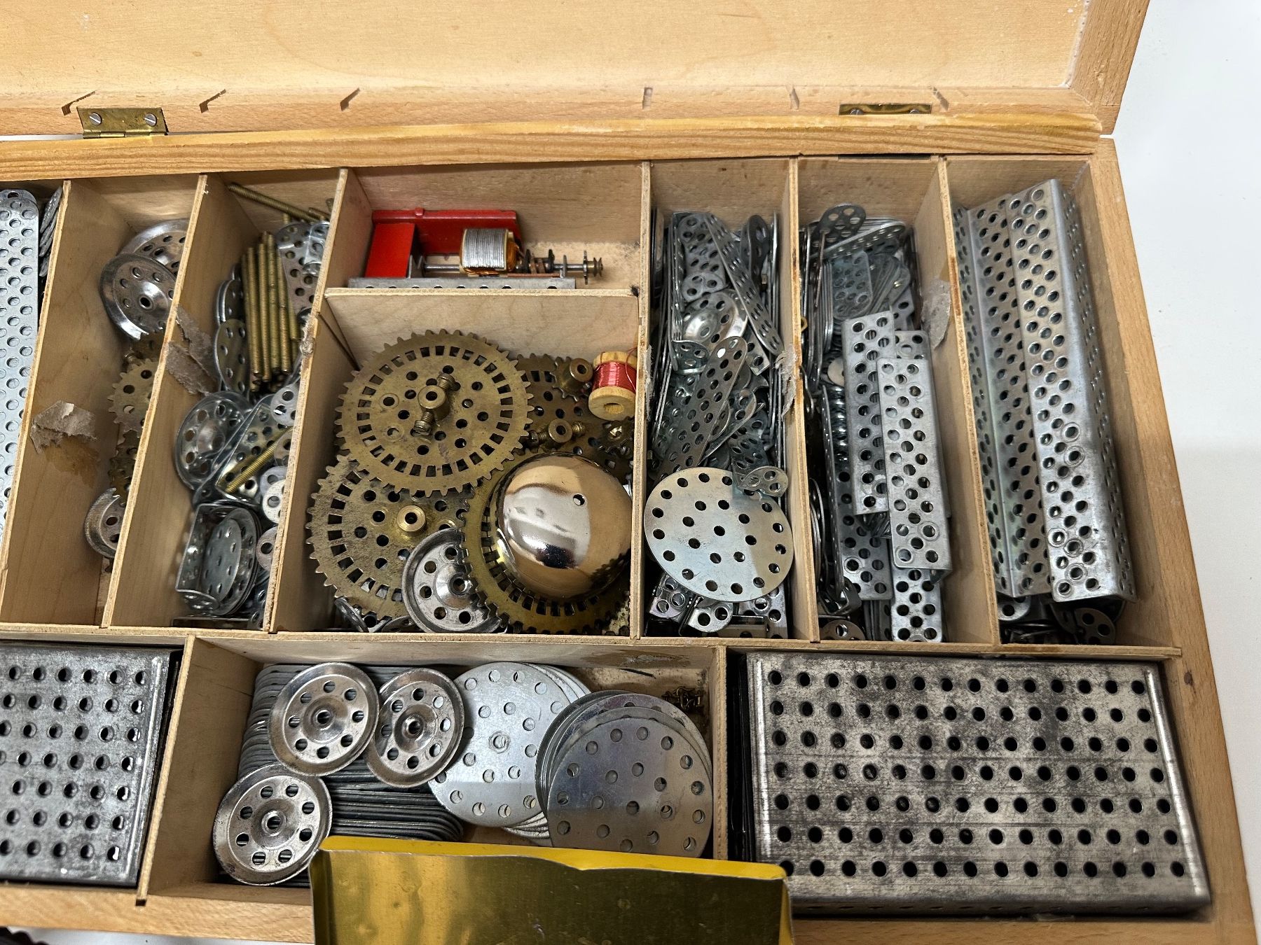 Kit di costruzioni: Baukasten Trix, Unkomplett stark Bespielt – Usato da Chur venduto da Michalis 3