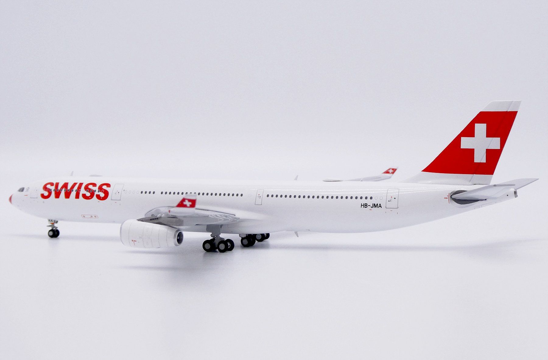 Swiss Kit di modellismo & Modellini statici: A340-300 SWISS – Nuovo e nell'imballaggio originale da Morges venduto da iljamuromez 4