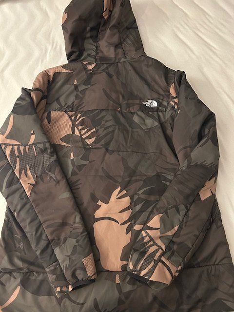 Giacche: Northface Fallback Hoodie Jacke – Nuovo (secondo la descrizione) da Flawil venduto da bridge28 2