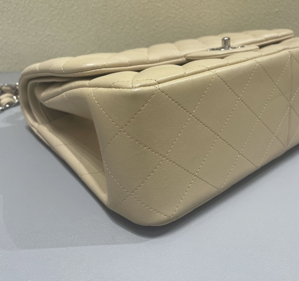 Chanel Borse da donna: Chanel Handtasche double flap beige, silber hardware – Nuovo (secondo la descrizione) da Oberrieden venduto da Mlew 4