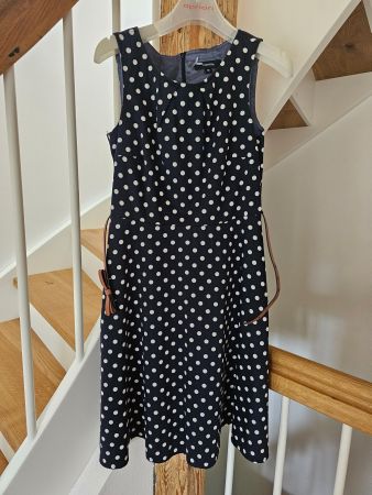 Kleid Comma, Gr. 34