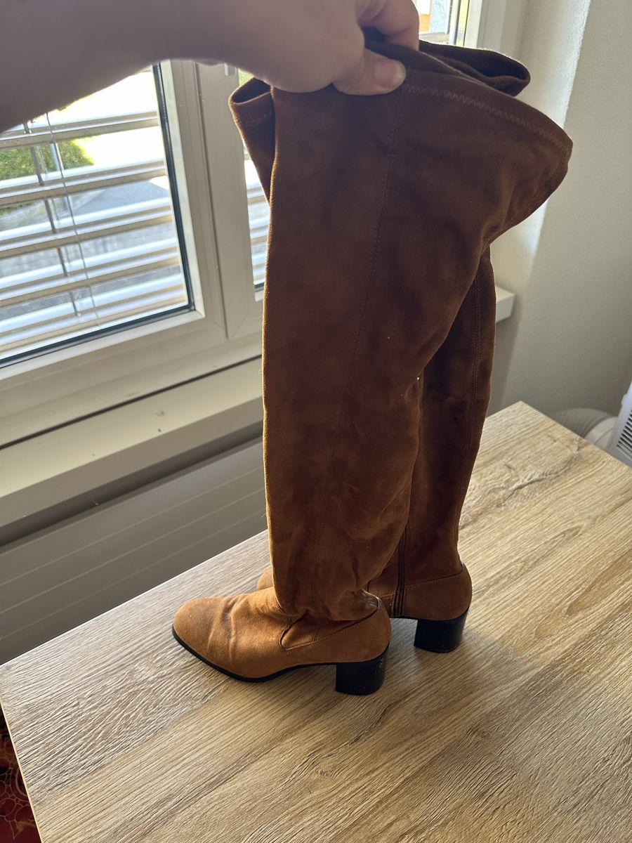 Scarpe da donna: Over-knee boots light brown size 39  – Usato da Affoltern am Albis venduto da rot_682g 1