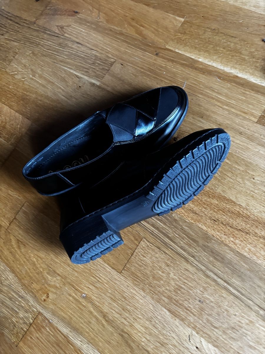 Damenschuhe: Paire de chaussures – Neu (gemäss Beschreibung) aus Estavayer Le Lac von sico1260 1