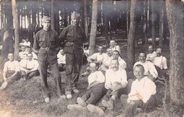 Soldaten Rast i/Wald Waffenplatz Kloten-Bülach Feldpost 1916