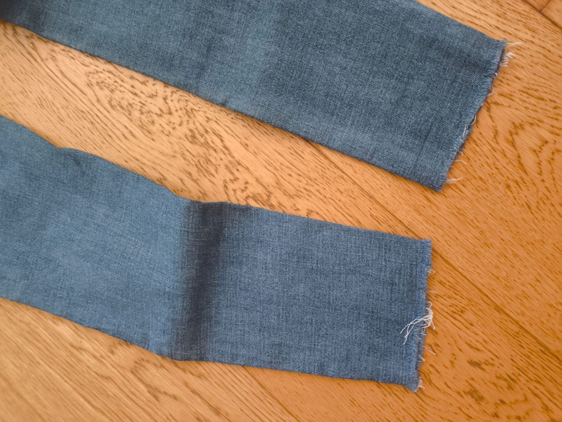 Stradivarius Jeans: Jeans donna Stradivarius  – Neu (gemäss Beschreibung) aus Pregassona von tec_gdd7 4
