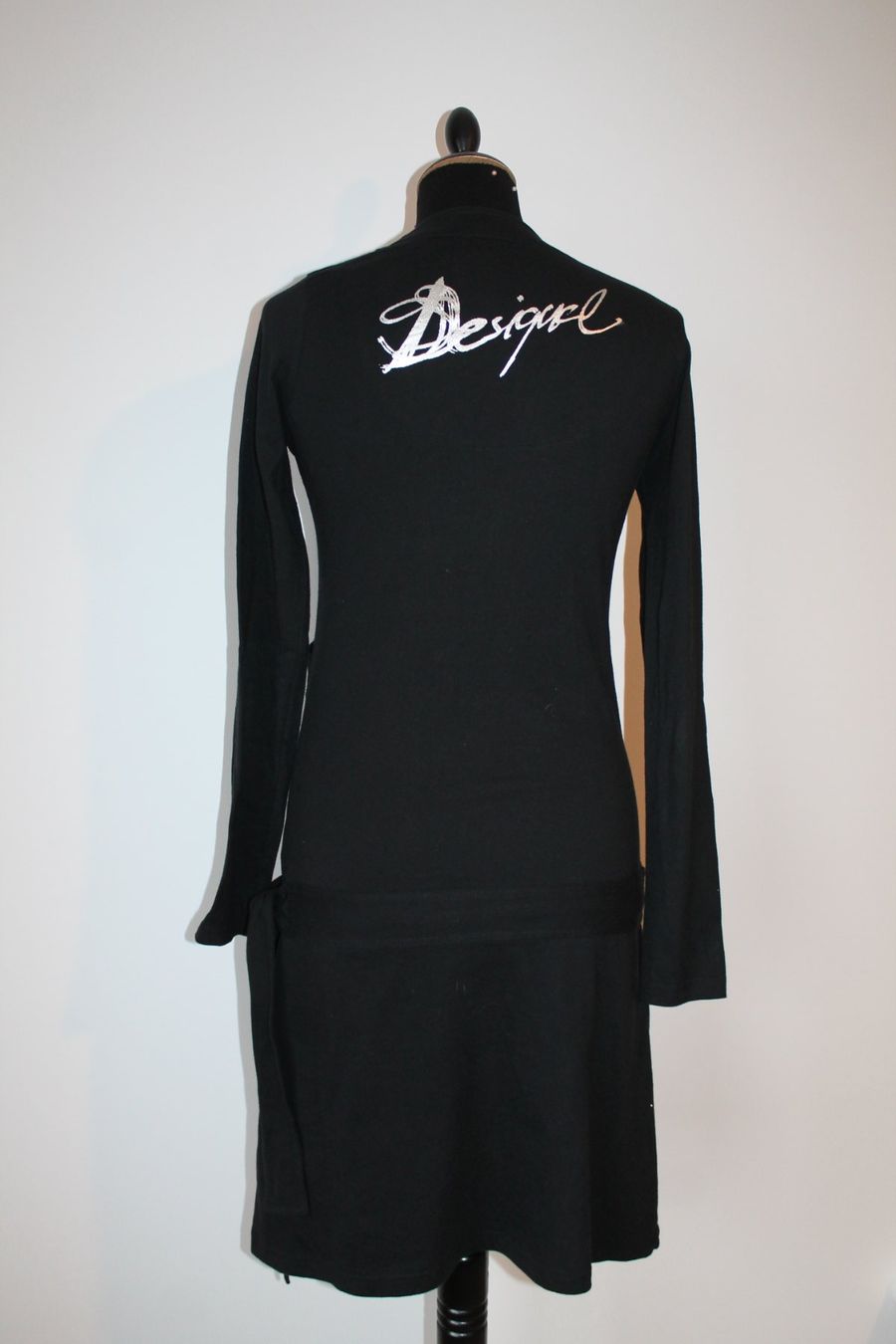 Desigual Robes: Robe DESIGUAL taille M – D'occasion à Chez-le-Bart par jasse 1