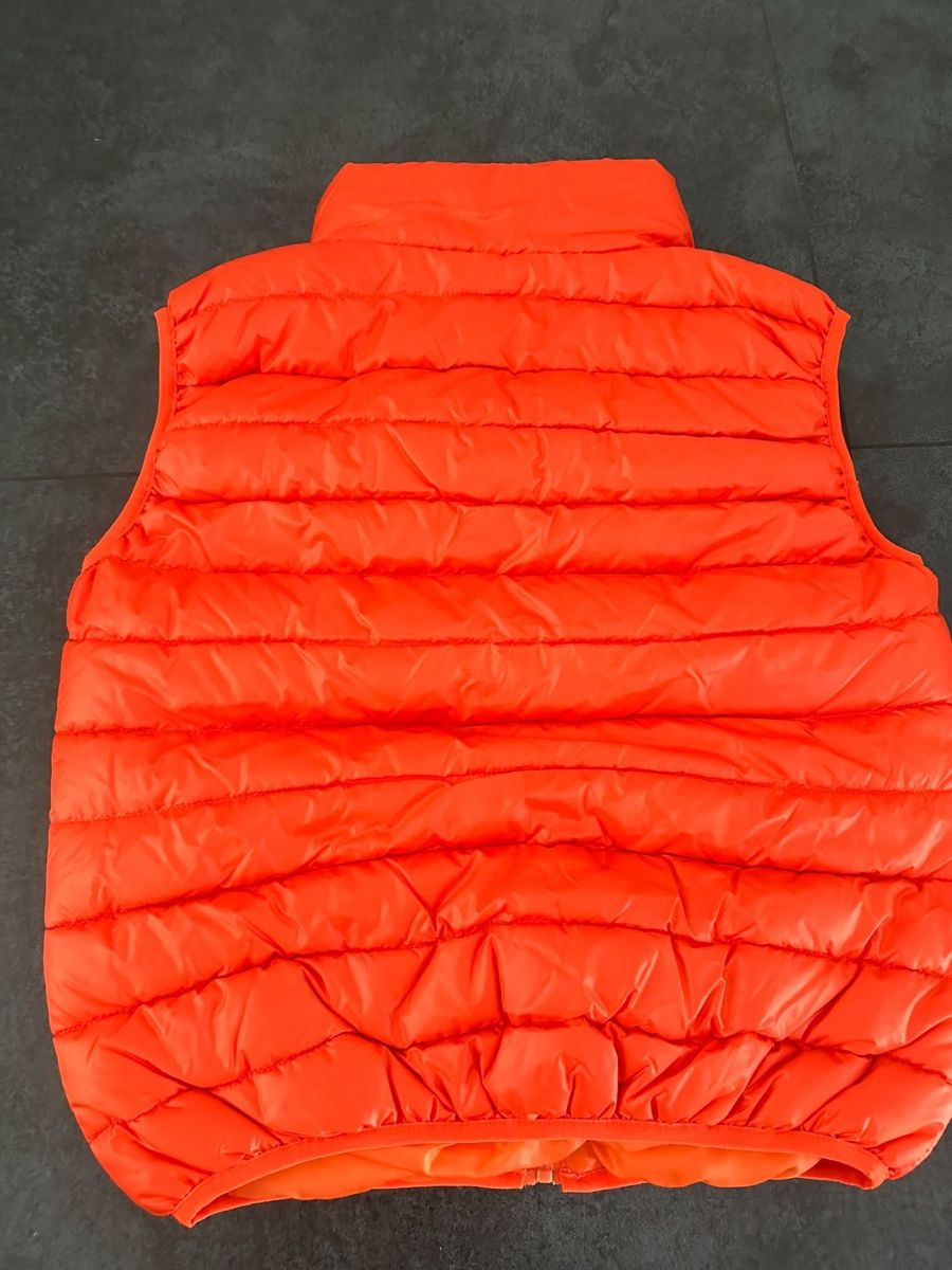 Moncler Gilet & Giacche: Moncler Steppweste orange Grösse S – Nuovo (secondo la descrizione) da Winterthur venduto da ChicMarkt 1