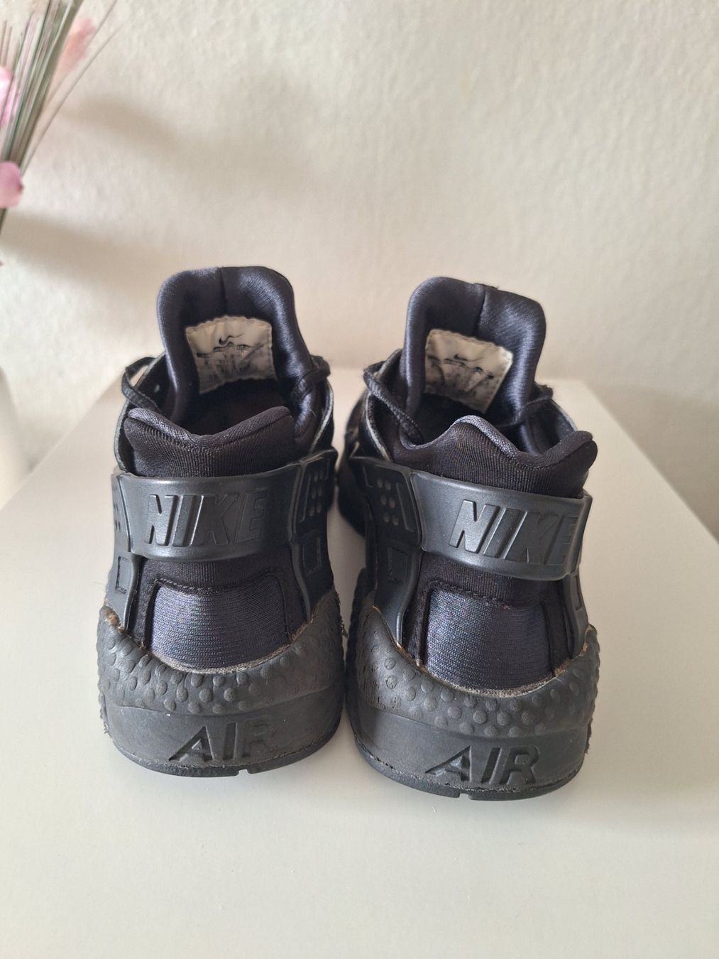 Nike Scarpe da uomo: Nike Huarache All Black – Usato da Worb venduto da nfsolutions 3