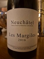 Neuer Neuchatel Les Margiles 2016 Rotwein Pinot Noir 75cl