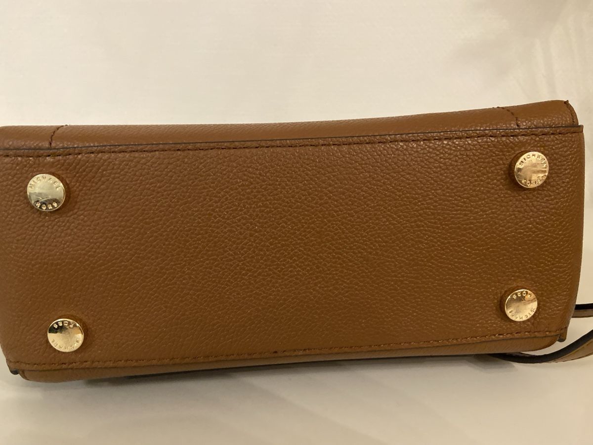 Michael Kors Zaini: Michael Kors Rucksack – Usato da Horn venduto da Renet009 4