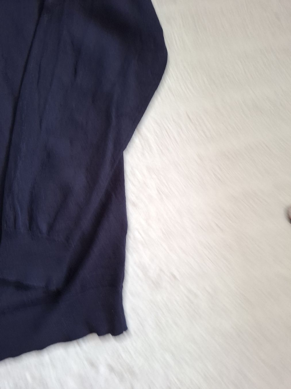 Lacoste Pullover & Sweatshirts: Pull Lacoste bleu marine taille XL bon état – Gebraucht aus Renens VD von ser_j2fn 7