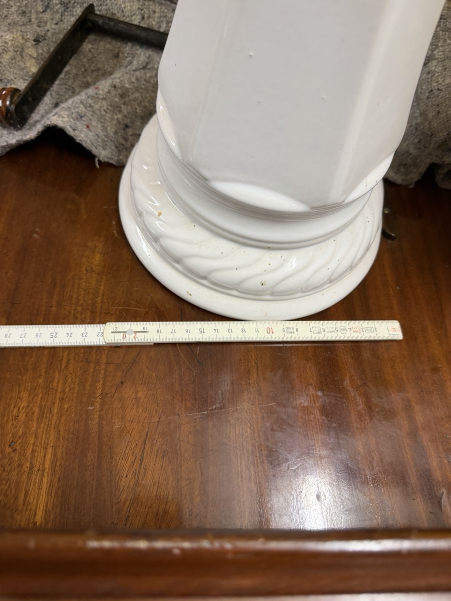 Skulpturen & Statuen: Säule weiss aus Keramik – Gebraucht aus Wettingen von NickInc 4