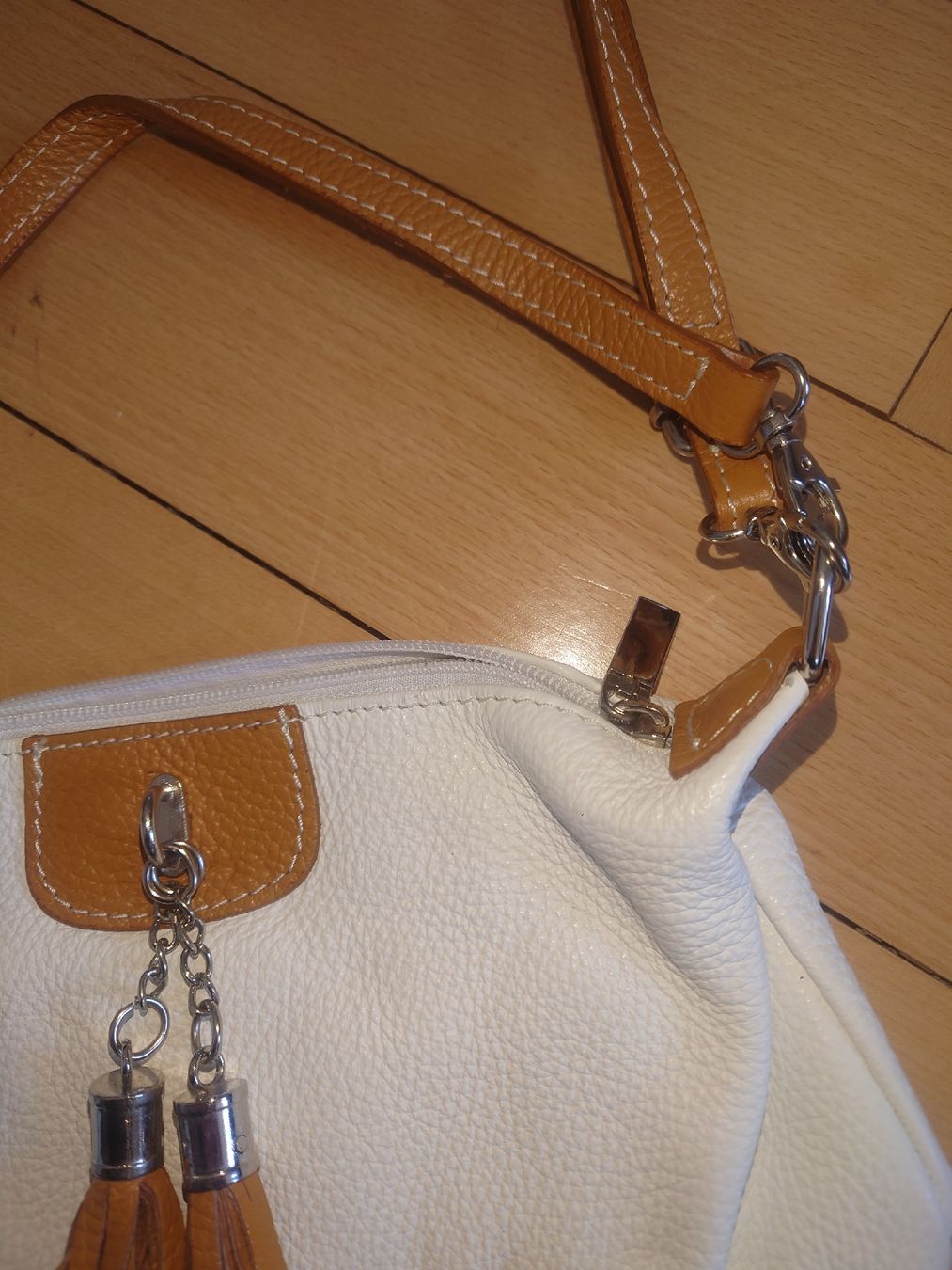 Borse da donna: LEDER TASCHE FRANSEN -NEU – Nuovo (secondo la descrizione) da Baden venduto da agora_newgeneration 3