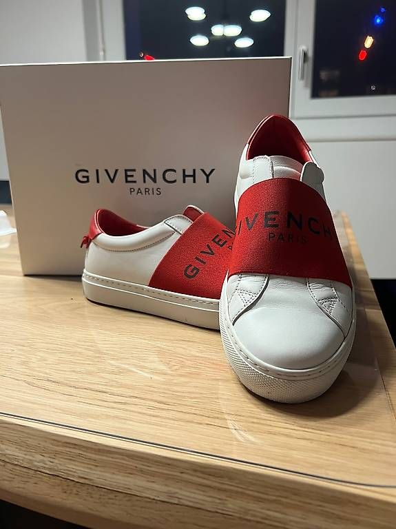 Scarpe da uomo: GIVENCHY Paris Webbing Sneaker Leather Red/White – Usato da Zürich venduto da baj_7tbs